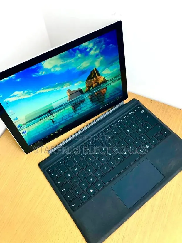 Laptop Microsoft Surface Pro 5 4GB Intel Core i5 SSD 128GB · Photo 1