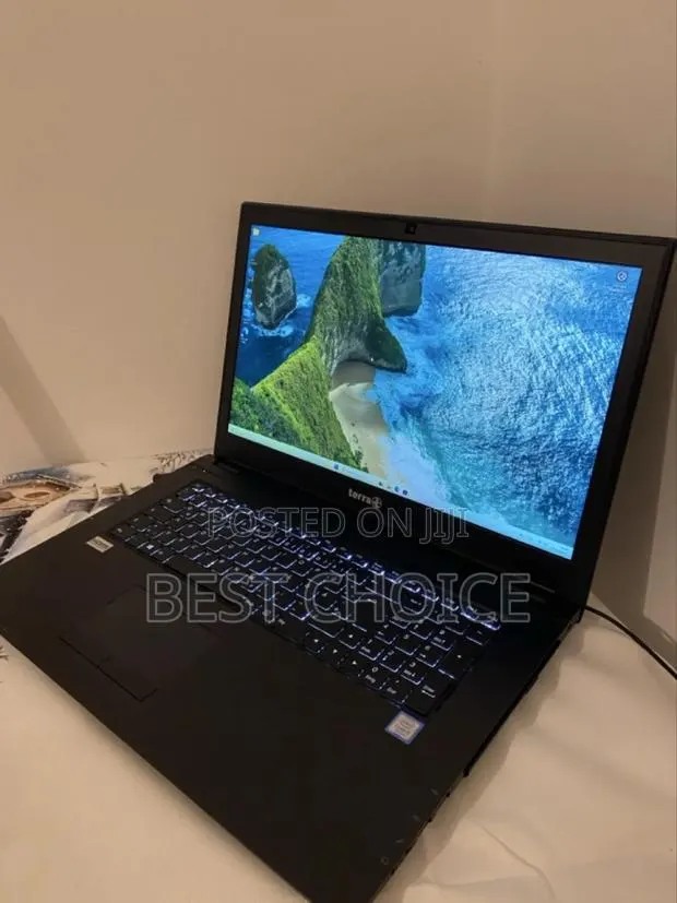 Laptop 8GB Intel Core i5 SSD 128GB · Photo 1