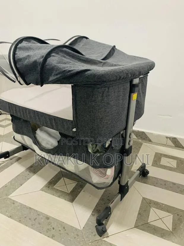 Baby Bassinet, 3-in-1 Bedside Bassinet for Baby · Photo 1