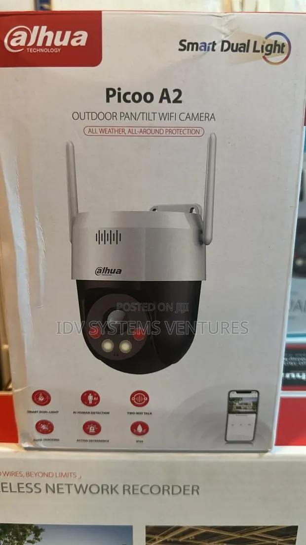 CCTV Camera P3ae-Pv-4g-Eau 3mp Fixed-Focal 4g Pan Tilt Network Camera · Photo 1