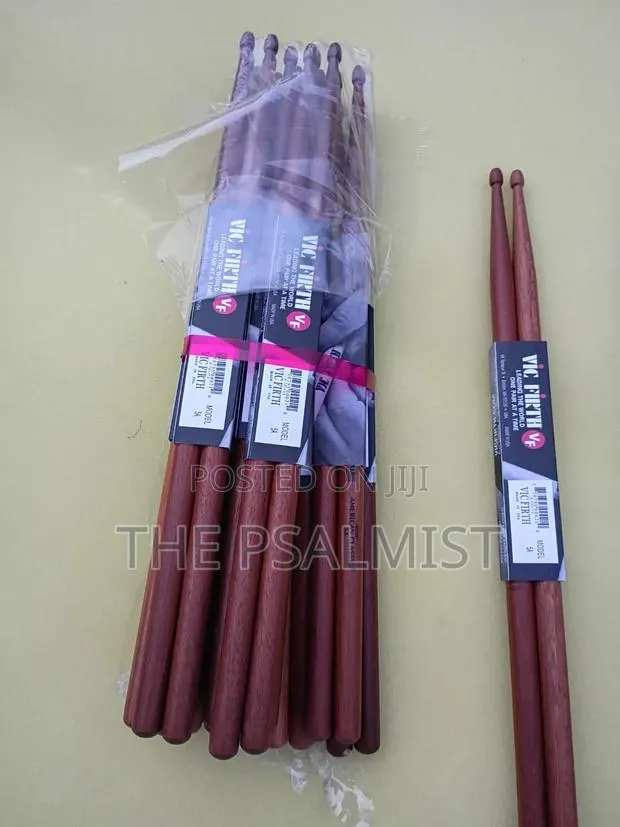 Vic Firth 5a American Classic Professional Drum Sticks · Photo 1