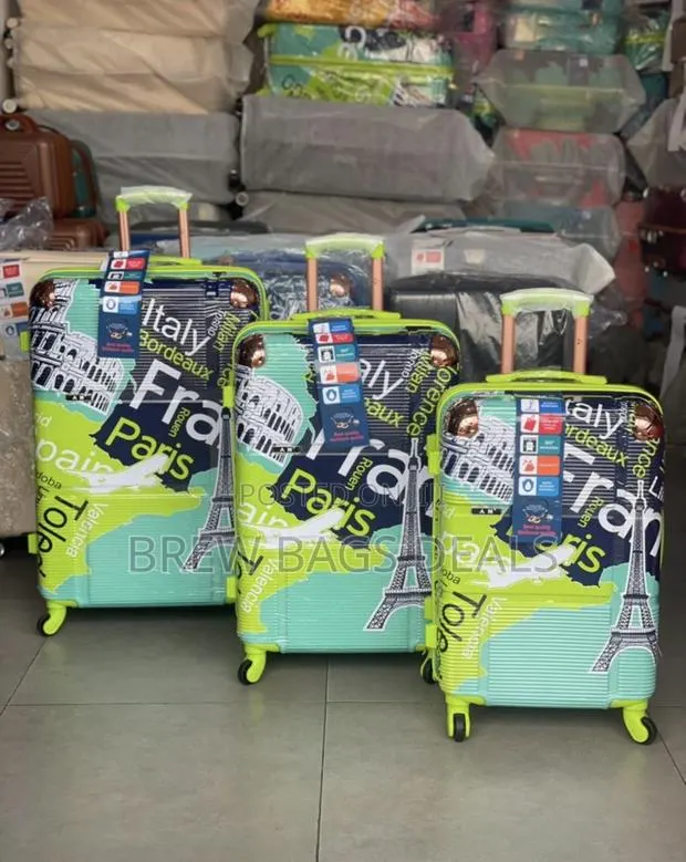 Premium Quality 3set Paris Tower Design Unbreakable Traveling Bag. · Photo 1