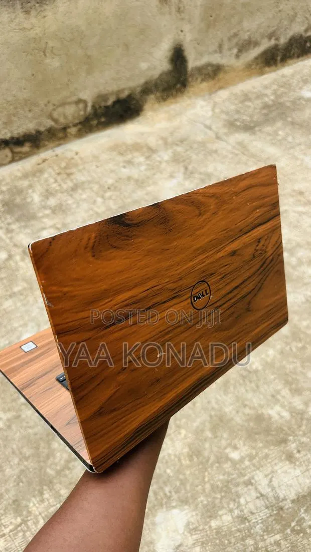 Laptop Dell XPS 15 9550 8GB Intel Core i5 SSD 256GB · Photo 1