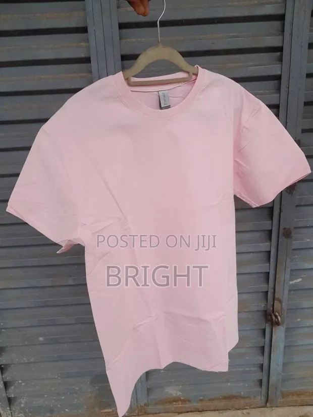 Plain T Shirts · Photo 1