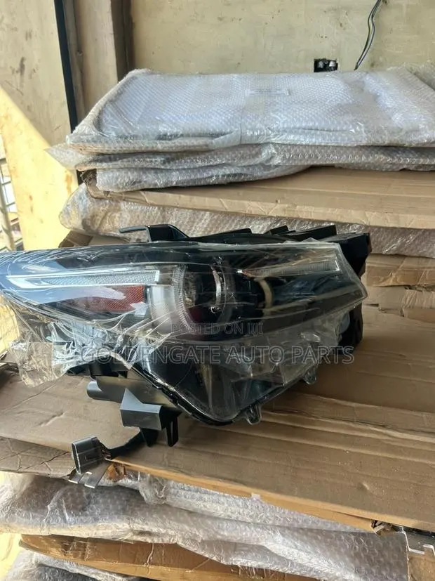 Mazda CX9 Headlight Led · Photo 1
