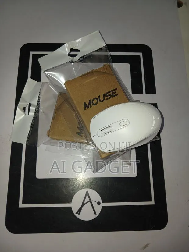 M107 Dual-Mode Wireless Mouse · Photo 1