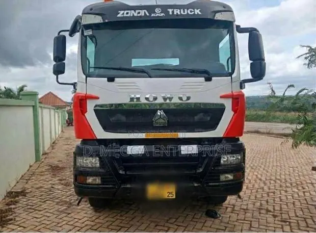 Cargo Truck for Sale · Photo 1