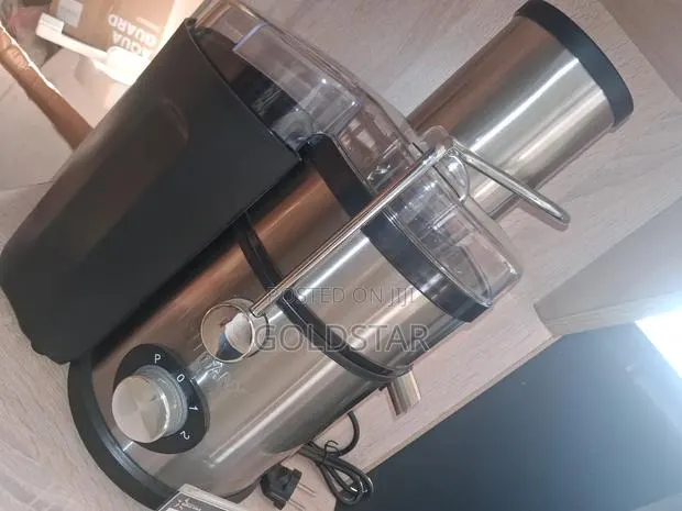 4 in 1 Juicer and Blender · Photo 1