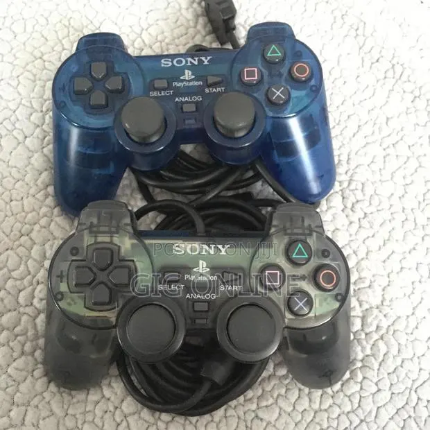 Fairly Used Ps 2 Controller · Photo 2