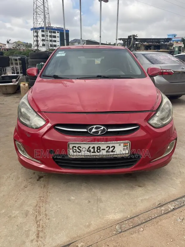 Hyundai Accent 2015 Red · Photo 1