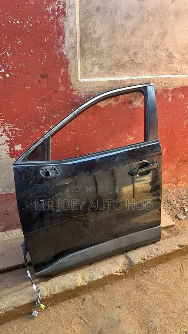 Toyota RAV4 2019 2020 2021 2022 2023 2024 2025 Front Left Door Complet · Photo 1