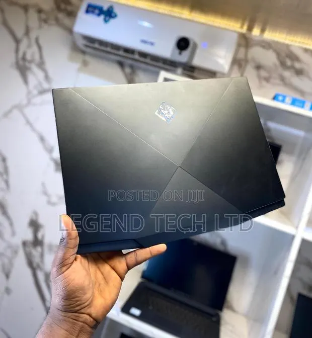 Laptop HP Omen 15-dh002nr 16GB Intel Core i7 SSD 512GB · Photo 1