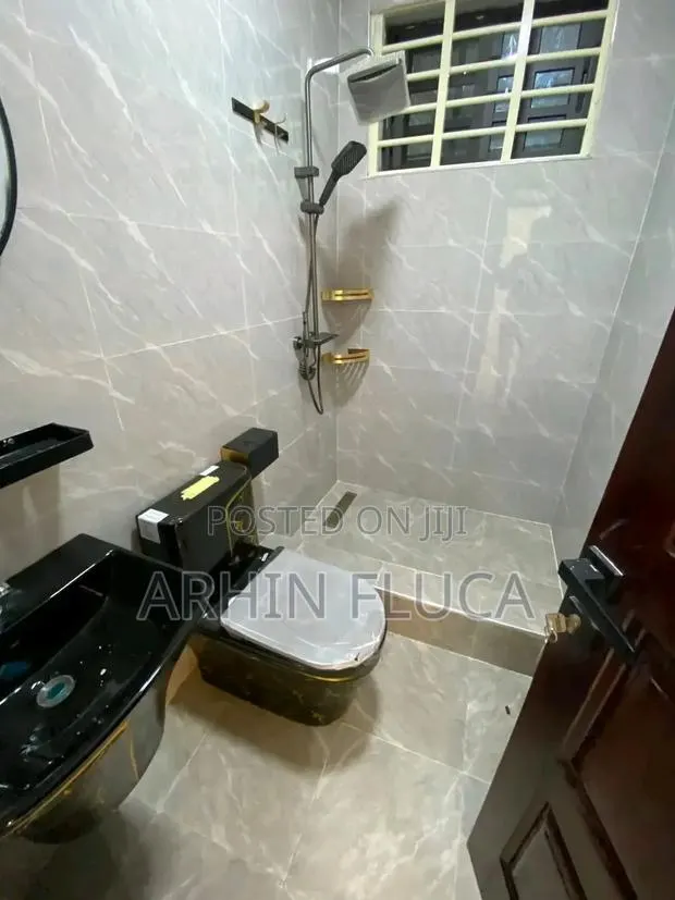1bdrm Apartment in Ahrin, Mile 7 for rent · Photo 1