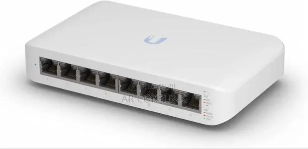Ubiquiti Unifi Switch Lite 8 Poe - 8-Port Gigabit Managed Switch 52w · Photo 1