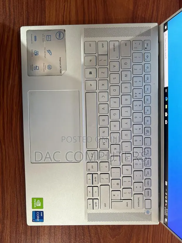 Laptop Dell Inspiron 14 16GB Intel Core i7 SSD 256GB · Photo 1