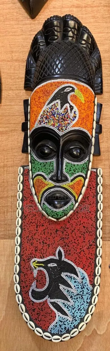 Wooden Mask for Wall Hanging · Photo 1