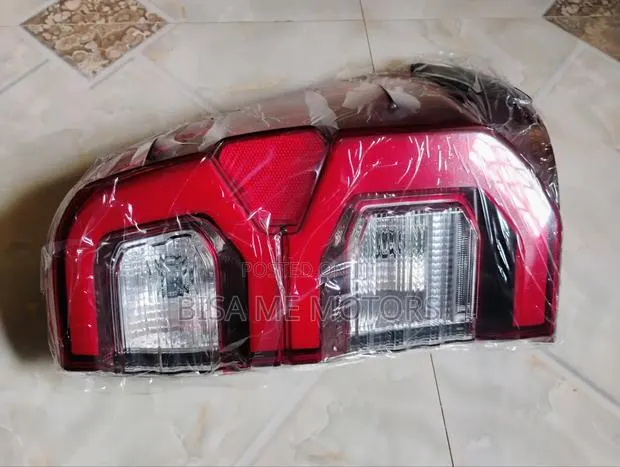 Toyota Hilux 2020/2021/2022/2023/2024 LED Taillights · Photo 1
