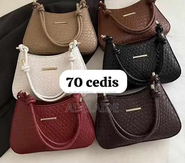 Rich Auntie Bag · Photo 1