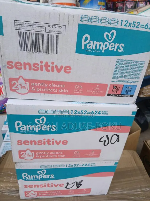 Pampers Sensitive Wipes · Photo 1