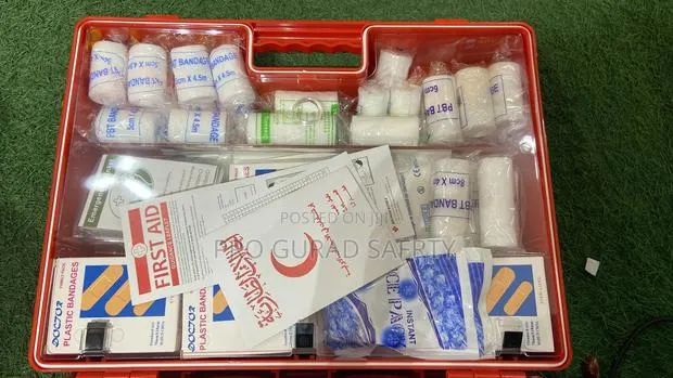 100 People First Aid Kit · Photo 1