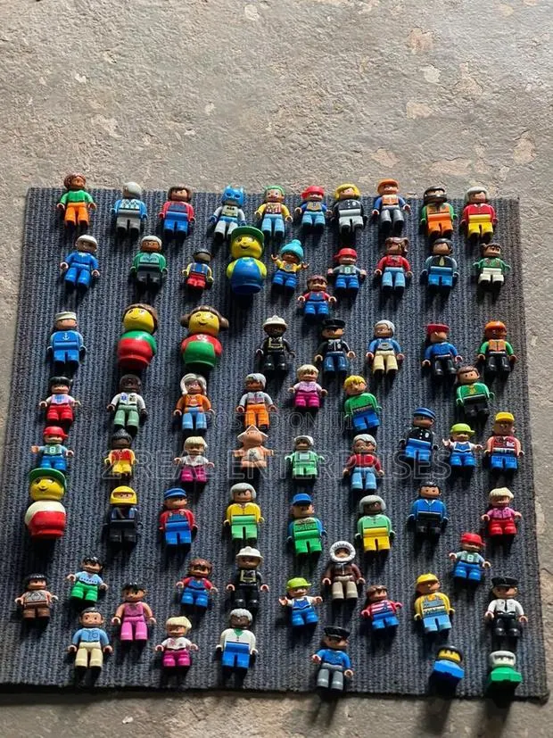 Action Lego Figures for Toddlers and Kids 50ghc Each · Photo 1