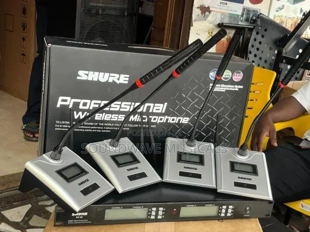 Shura -Hy-04 Uhf Professional Microphone · Photo 1