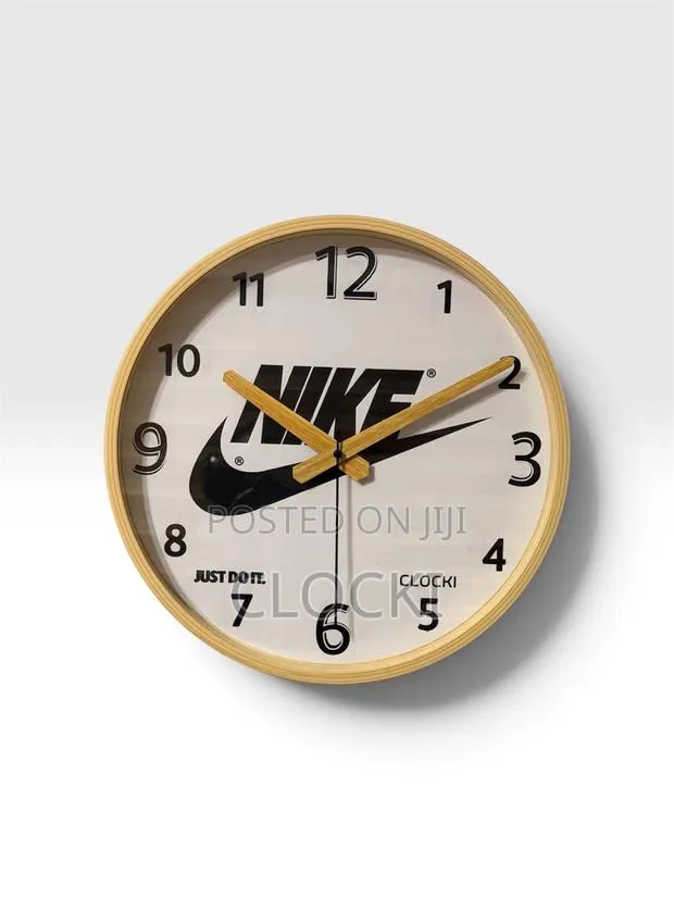Nike Clock · Photo 1