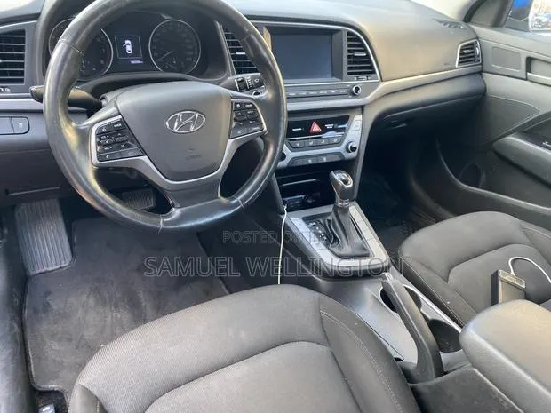 Hyundai Elantra Limited 2018 Blue · Photo 1