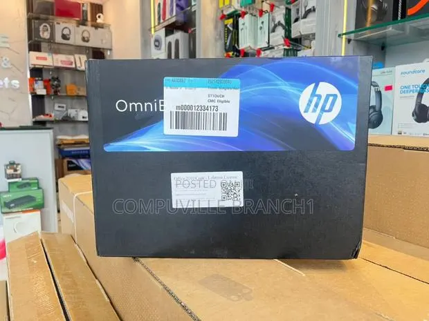New Laptop HP 16GB Intel Core Ultra 7 SSD 1T · Photo 1