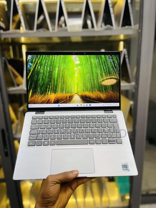 Laptop Dell Latitude 7420 16GB Intel Core i5 SSD 256GB · Photo 1