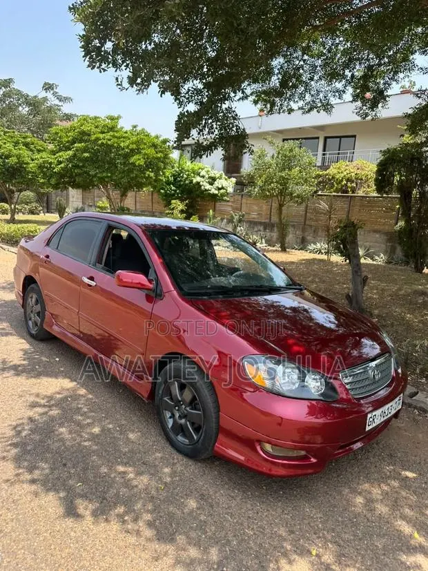 Toyota Corolla 2007 Red · Photo 1