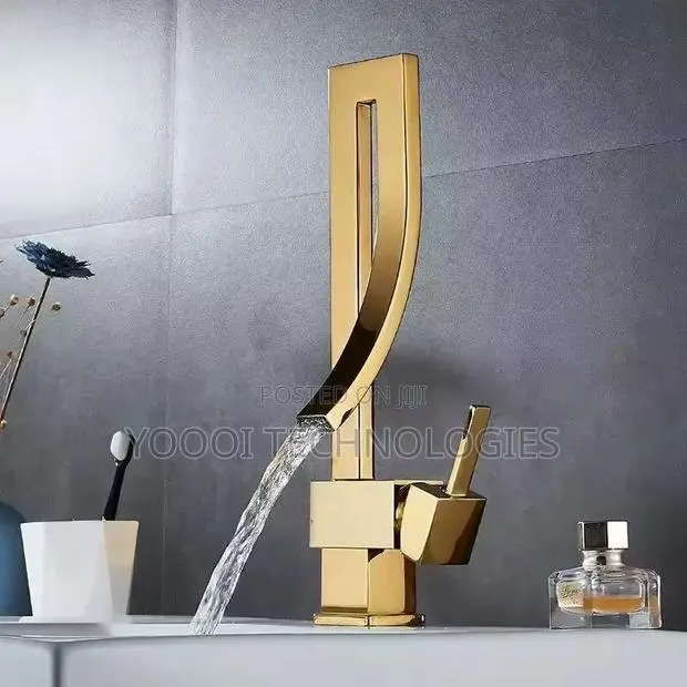 High Quality Brass Gold Luxury Sink Faucet Tap Mixer · Photo 1