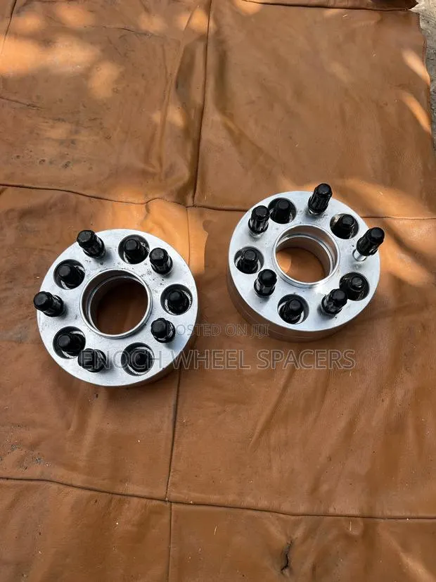 Jeep Cherokee 1” Wheel Spacer for 2014-2024 · Photo 1
