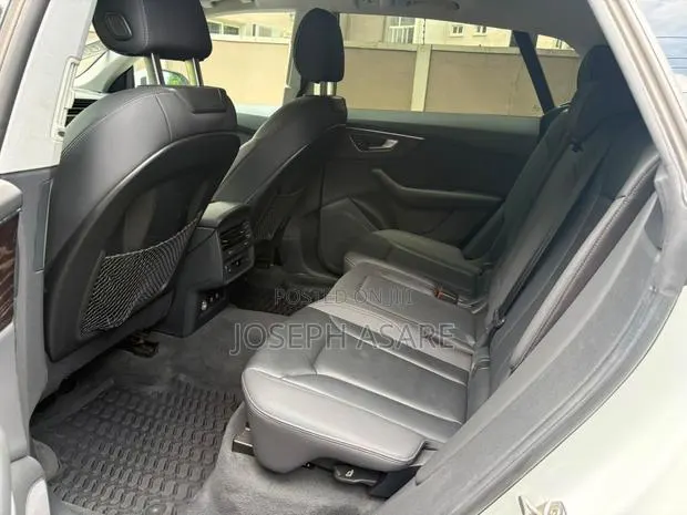 Audi Q8 2021 White · Photo 1