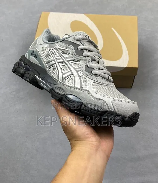 ASICS GEL-NYC Mid Grey / Sheet Rock · Photo 1