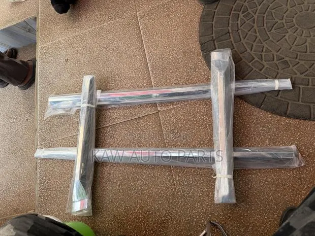 2014,2016,2018,2020,2021 Door Moulding for Toyota Land Cruiser Prado · Photo 1