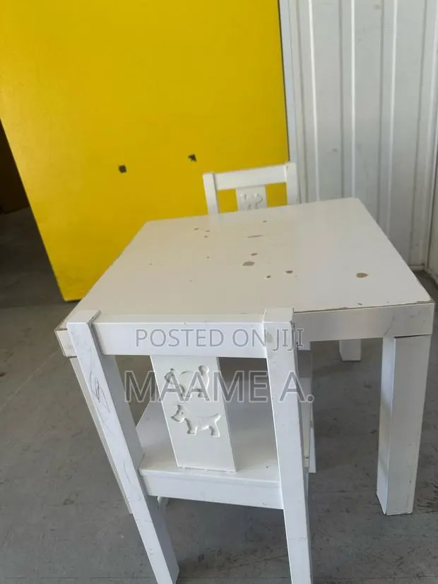 White Children Wooden Table and 2 Chairs · Photo 1