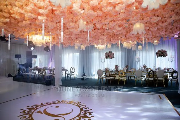 Luxury Wedding Decor *Honeycomb Experience* Event Designers · Photo 1