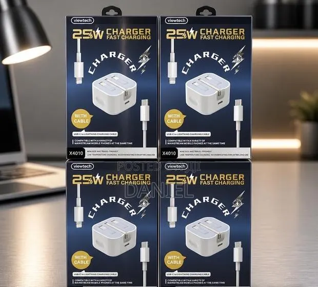 Original Viewtech 25wpd iPhone Charger · Photo 1