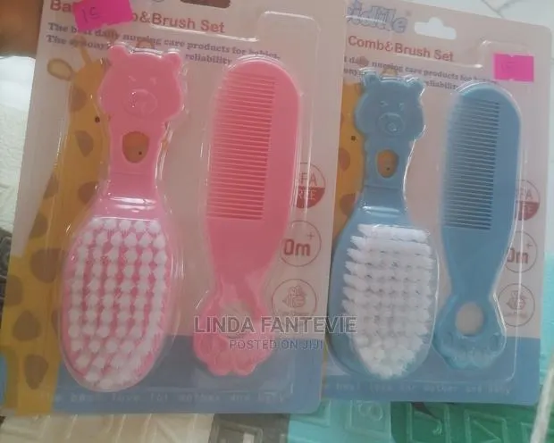 Baby Comb and Brush Set · Photo 1