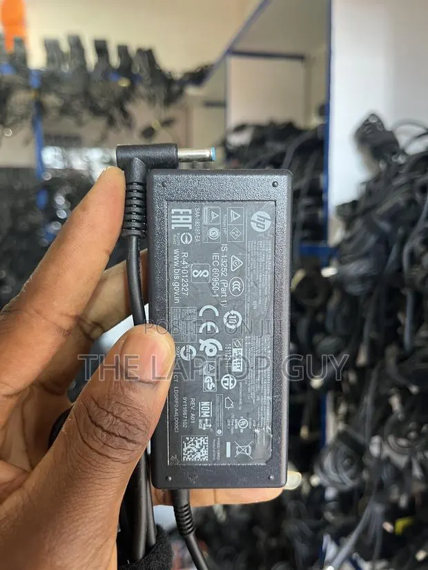 Original HP Blue Pin Charger · Photo 1