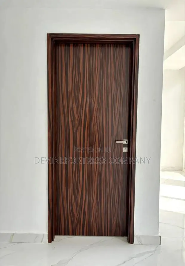 High Quality Paladin Bedroom Door for Come in DFF Colors · Photo 1