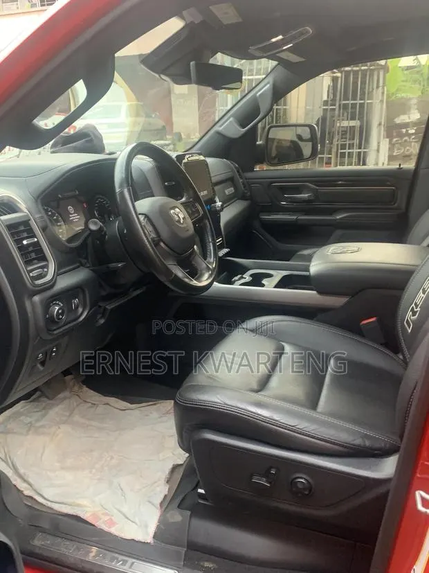 Dodge RAM 1500 5.7 Petrol AWD 2021 Red · Photo 1
