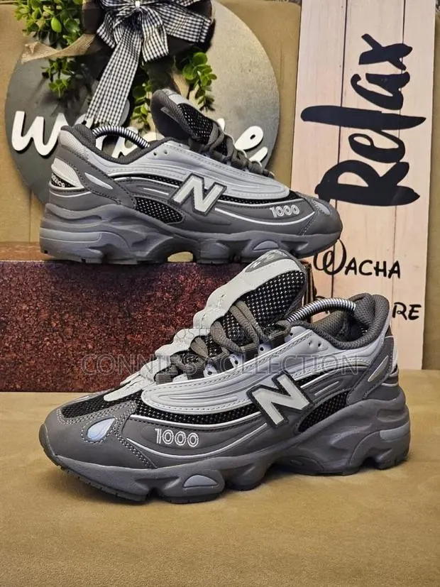 New Balance 1000 · Photo 1
