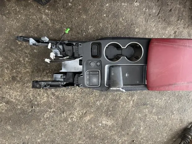 23 MDX Center Console Shifter Trim Switch Touchpad W/ Cup Holder Oem · Photo 1
