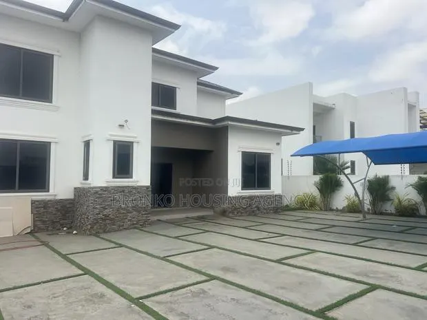 4bdrm House in Bronko Housing, Accra Metropolitan for rent · Photo 1