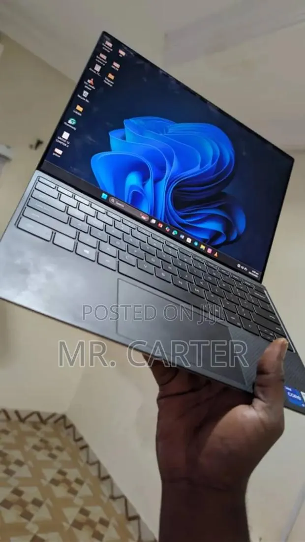 Laptop Dell XPS 13 9310 32GB Intel Core I7 SSD 512GB · Photo 1