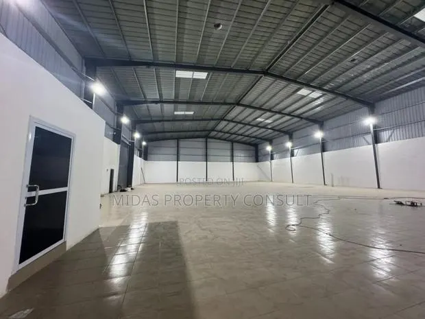1300 SQM Warehouse for Rent at West Legon Gimpa · Photo 1