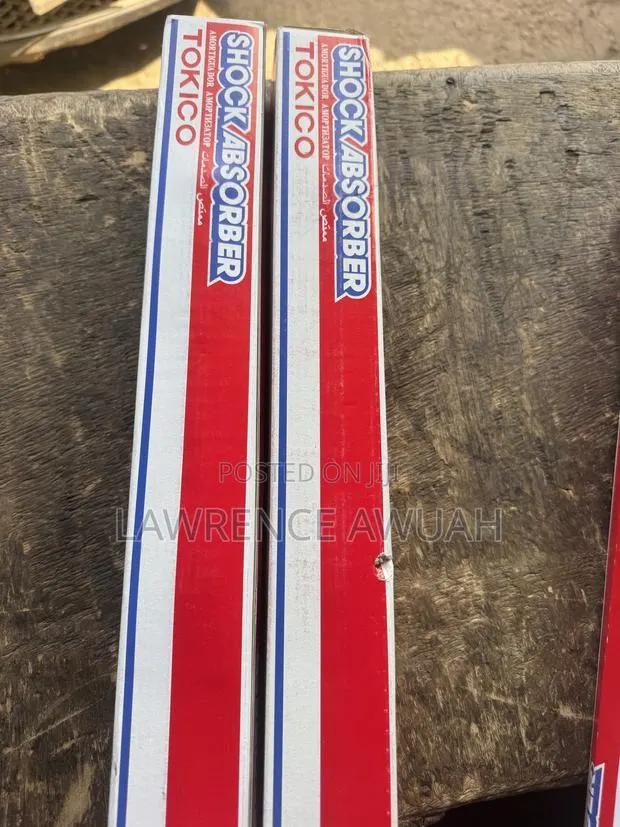 Isuzu D-Max Original Hitachi(Japan/Thailand) Rear Shocks · Photo 1