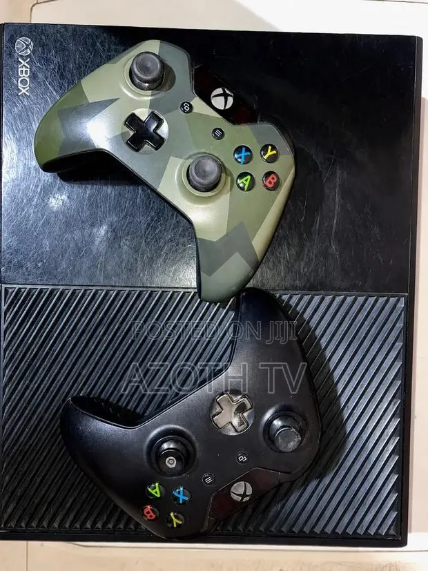 Xbox One 500GB · Photo 1